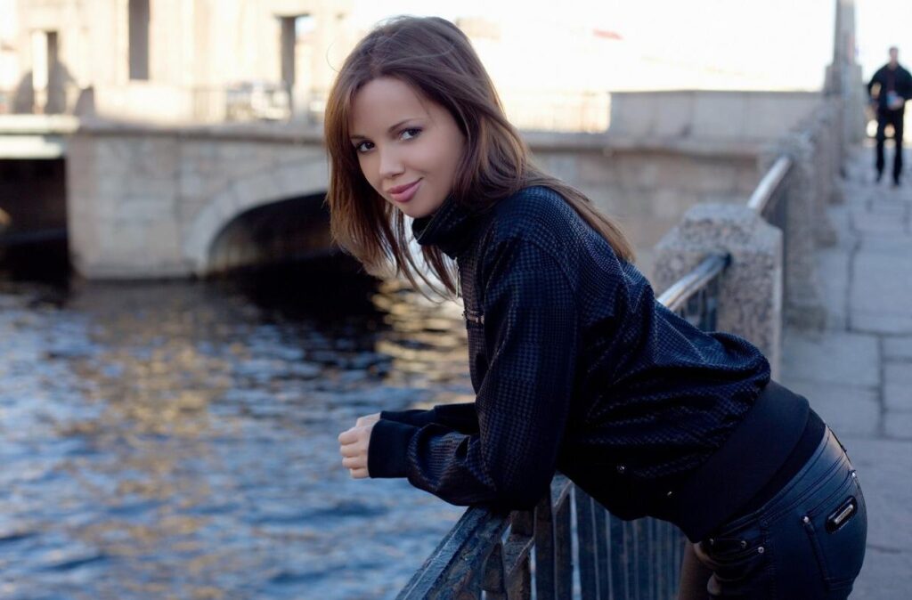 Galina Delhi Russian call girls in Mahipalpur